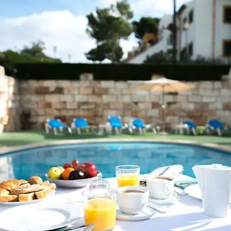 Lejlighedshotel Ona Aucanada 3*